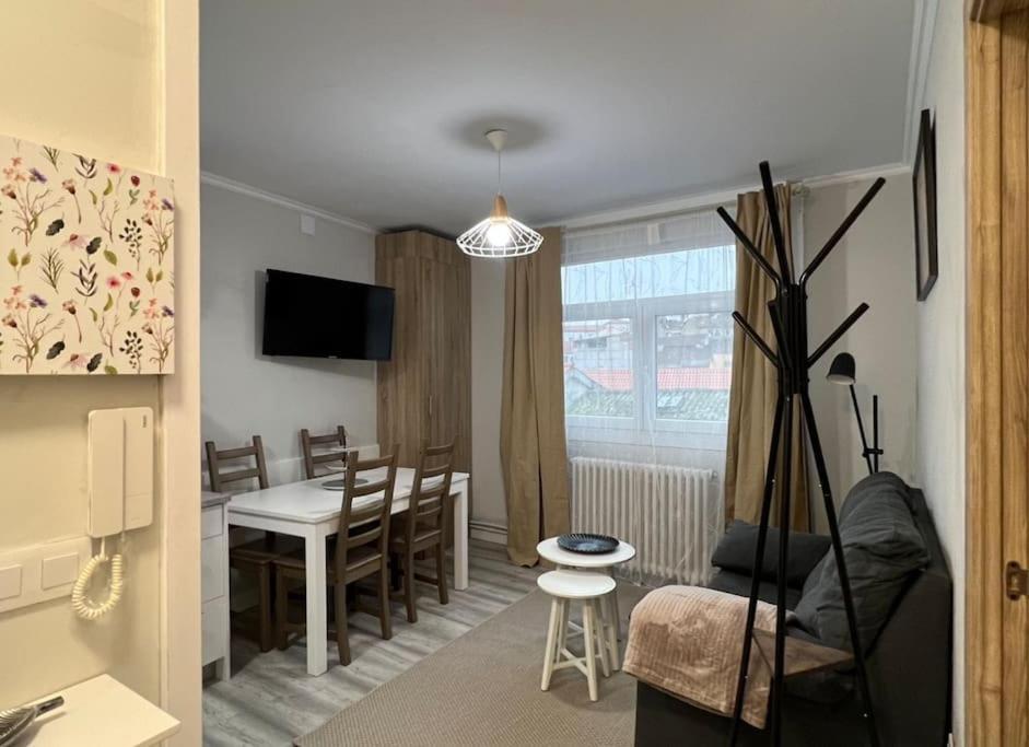 מונפורט דה למוס Apartamento Turistico Plaza III מראה חיצוני תמונה